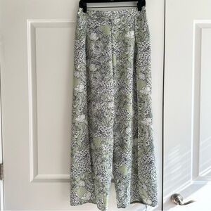 Francesca’s Mi Ami Sage Green & White Floral High Slit Wide Leg High Waist Pants